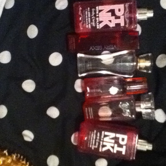 Bundle . - Picture 1 of 4