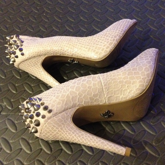 π₯π₯TRADEDπ₯π₯Brand new peep toe heels - Picture 4 of 4