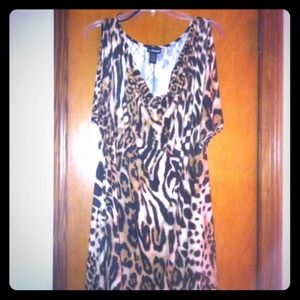 ✋RESERVED✋NWT Sexy Leopard Print Dress - Plus