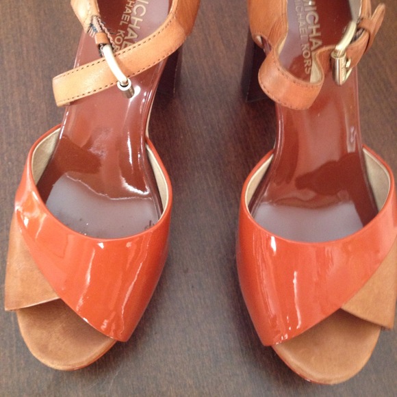 Michael Michael Kors size 6 shoes