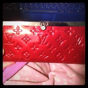 *** RESERVED *** LV look a like clutch wallet