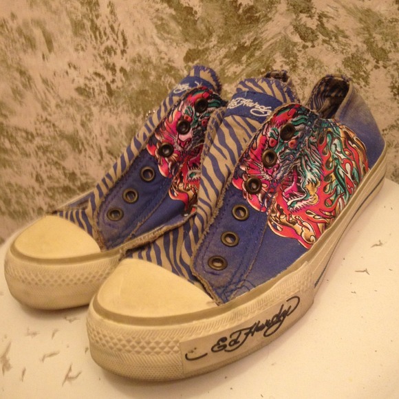 Ed Hardy lace-less sneakers