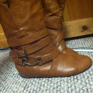 Tan Faux Leather Buckle Boots
