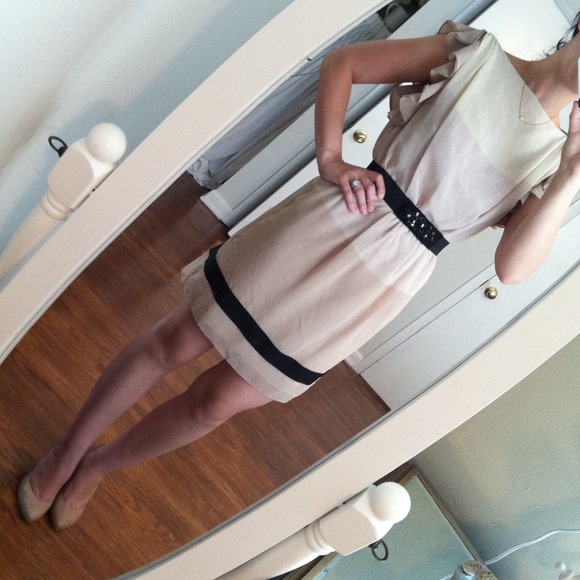 Ann Taylor Dresses & Skirts - Sold***Ann Taylor Loft sz 4P