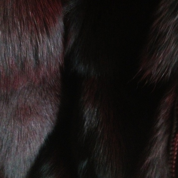 NO LONGER AVAILABLE🌟BRAND NEW🌟 Michaela Fur Coat - Picture 3 of 4
