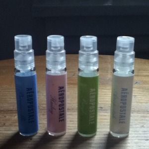 Aeropostale body spray bundle