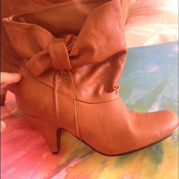 Lil brown boots