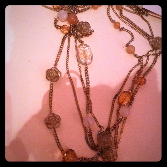 💢NEVER BEFORE WORN💢 Necklace! - Picture 1 of 3