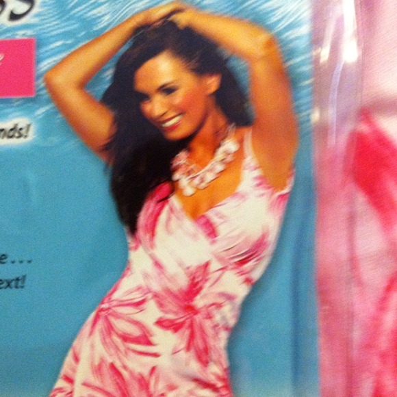 SOLD- Saress the ultimate beach dress