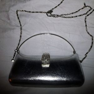 🚫Sold🚫Silver hard case dressy clutch