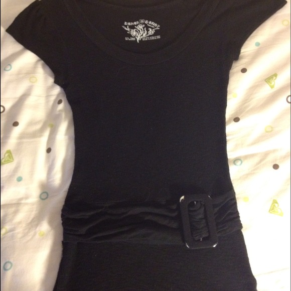 Black belted baby doll tee - Picture 2 of 3