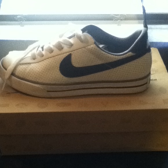 Nike shoes