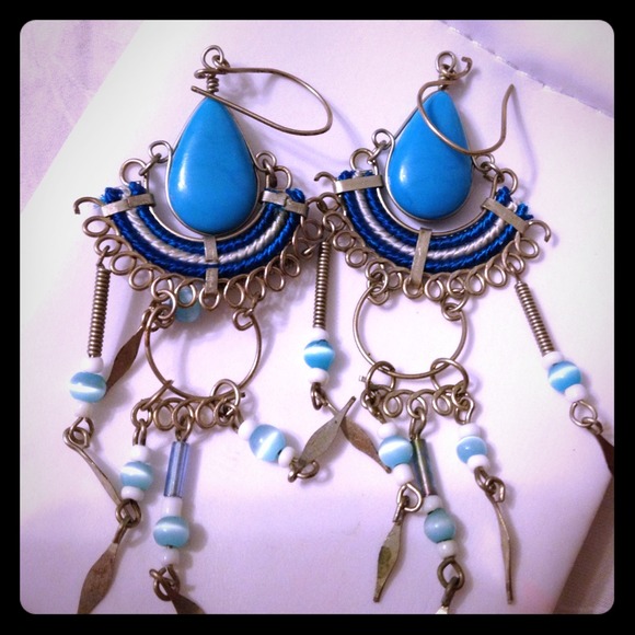 SOLD_Dangly earrings