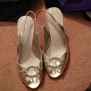 Nine West Gold 2.5" Heels Sz 7