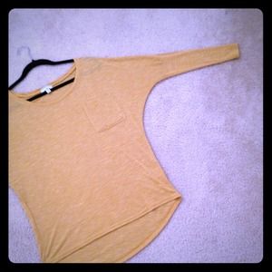 Dolman l/s tee. Yellow, size XS