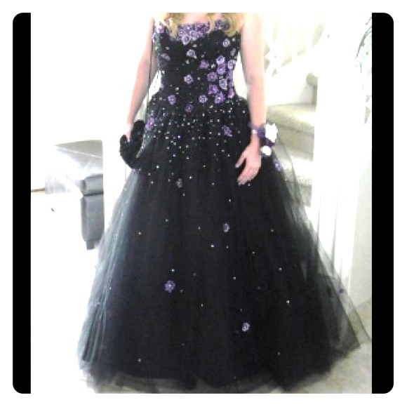 A Mari Lee by Madeline Gardner Gown/ Prom Dress