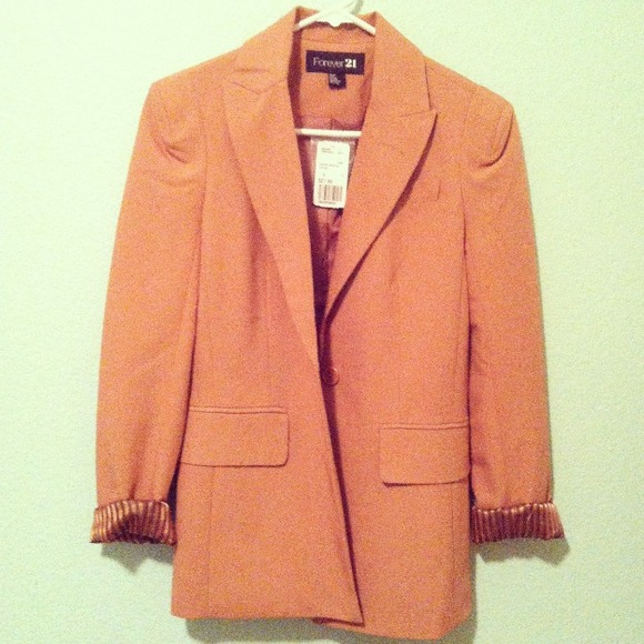 ❌SOLD to @tinalam Forever 21 Blazer in Apricot