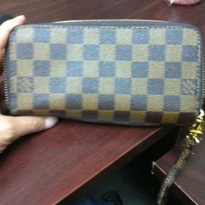 Louis vuitton wallet