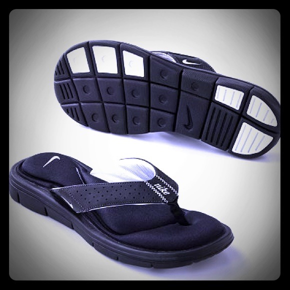 💢SOLD💢 Women's Nike sandal