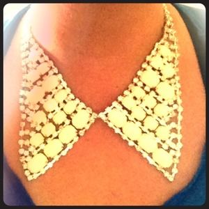 Beaded collar necklace