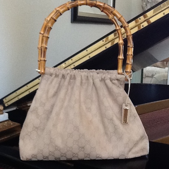 RESERVED GUCCI Handbag. 10"x13"x4"