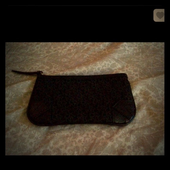 DKNY signture change purse