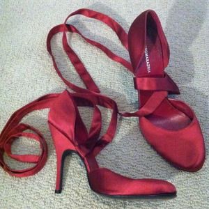 New Satin tie-up burgundy BCBG heels