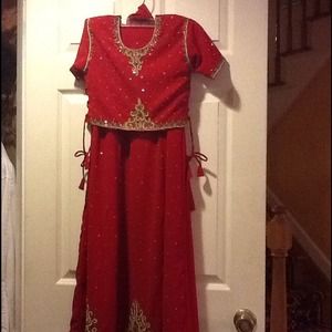 2 piece Indian dress with scarf