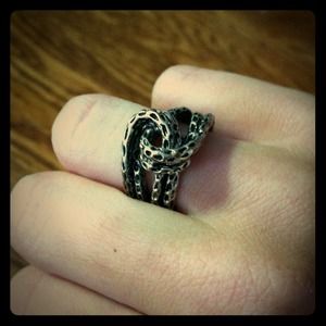 Reserve trade!! Love knot ring