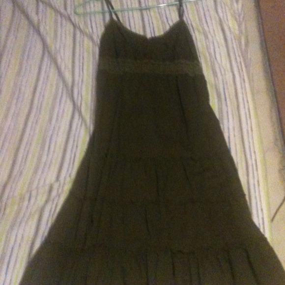 Green dress only wore once - Picture 1 of 1