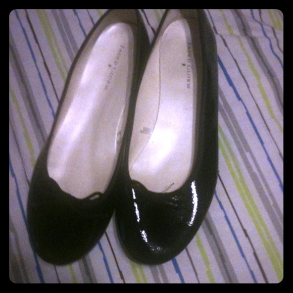 Flats - Picture 1 of 1