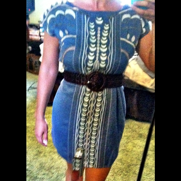 Very Detailed Shift Dress - Picture 2 of 3