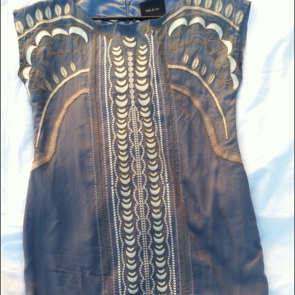Very Detailed Shift Dress - Picture 3 of 3