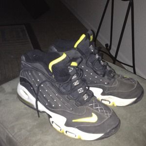 Black&yellow ken griffeys
