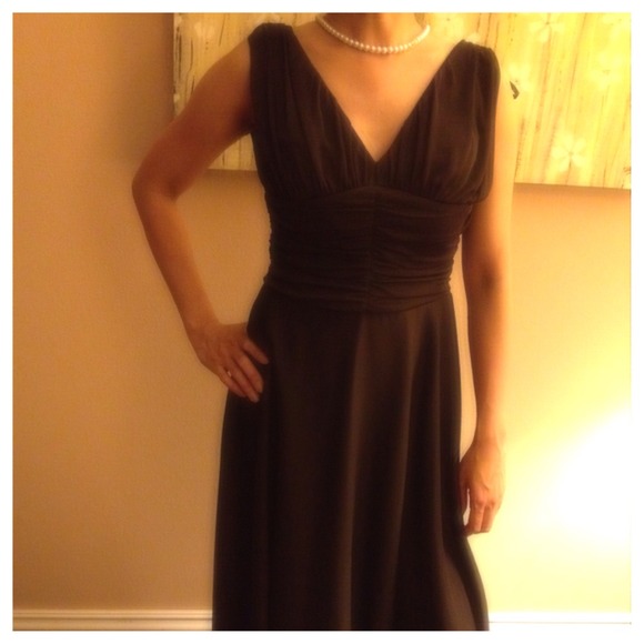 Dresses & Skirts - Brown Tulle Dress