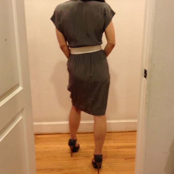 SOLD SOLD BUNDLE IISLI GREY WRAP DRESS SIZE 2 - Picture 3 of 3