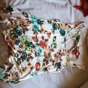 Floral print top