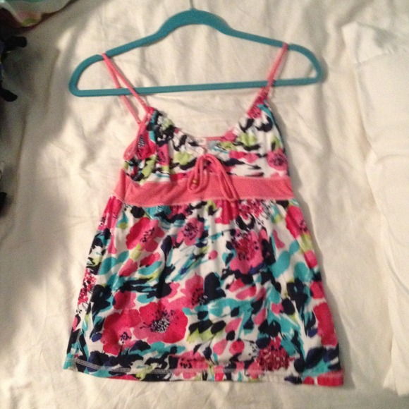 Aero tank top.