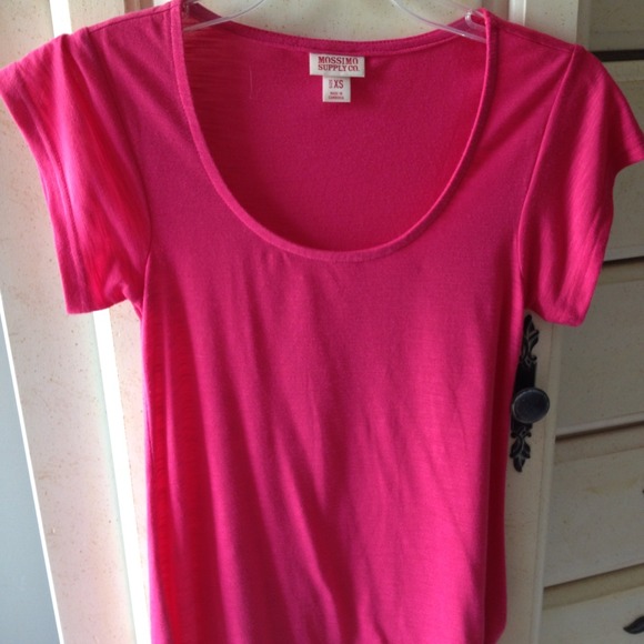 ❗PRICE REDUCED❗Pink short sleeve