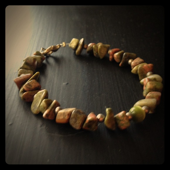 Green stone bracelet