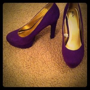 Dark purple obly heels
