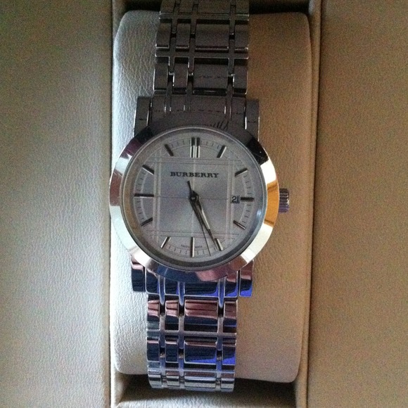 Authentic women\'s Burberry watch