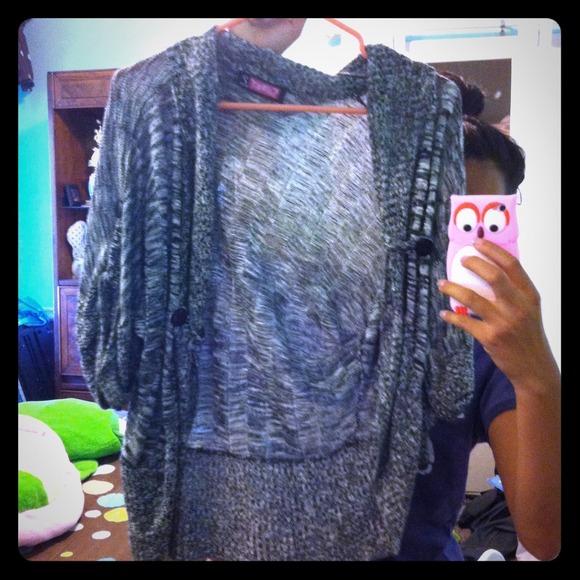Black and white shawl!(: