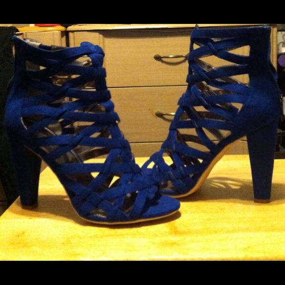 Colin Stuart sandals - Picture 1 of 4