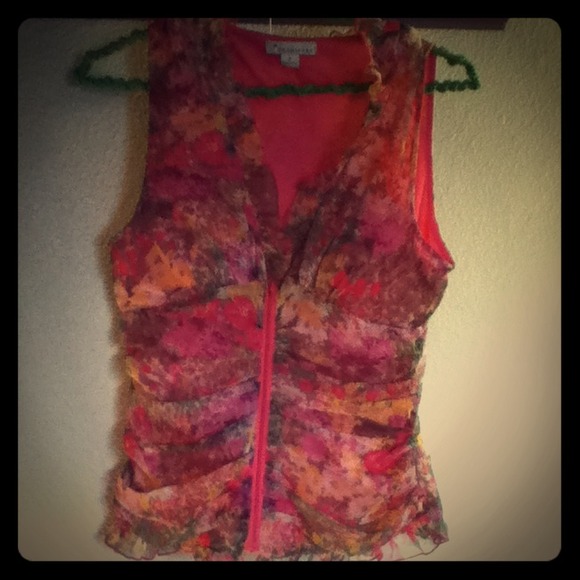 Twenty one small zip up top plus love shirt