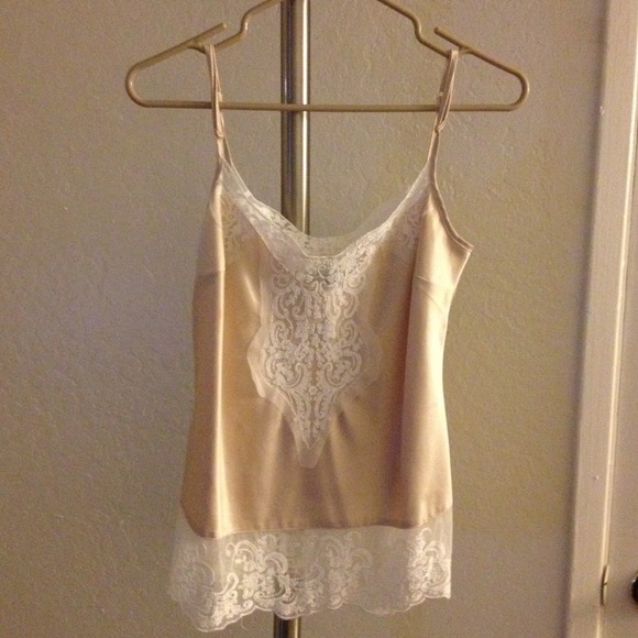 Satin lace top can be worn at a night out - Picture 1 of 2