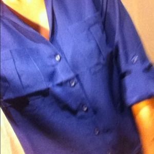 💢Reduced💢Sapphire blue top