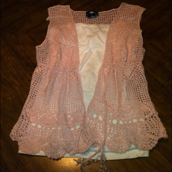 Tops - 🔥SOLD🔥 Pink crochet vest