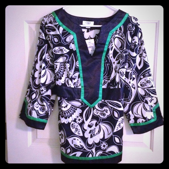 Kimono top, green top, black top, old navy pants