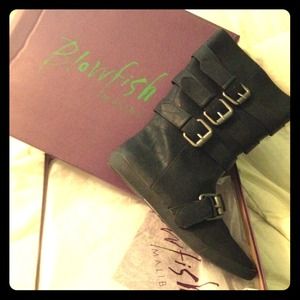 ✨BRAND NEW✨ Blowfish Black Boot